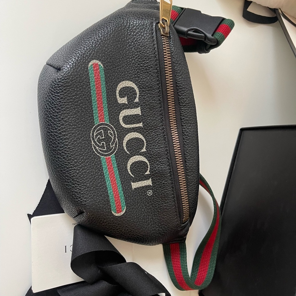 Gucci Fanny bag
